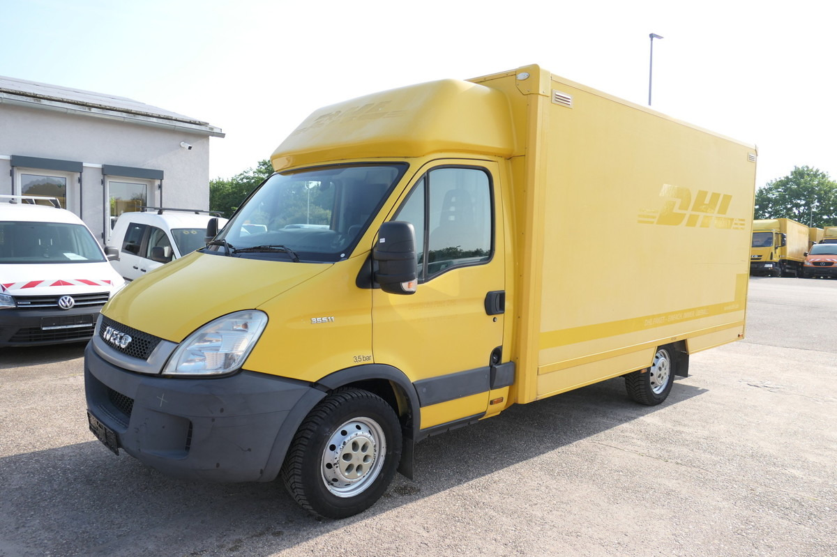 IVECO Daily 35 S11 C30C AUTOMATIK KAMERA MAXI Regale D - Carrinha de contentor: foto 1 IVECO Daily 35 S11 C30C AUTOMATIK KAMERA MAXI Regale D - Carrinha de contentor: foto 1