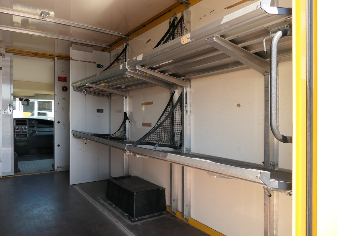 Carrinha de contentor IVECO Daily 35 S11 C30C AUTOMATIK KAMERA MAXI Regale L: foto 6