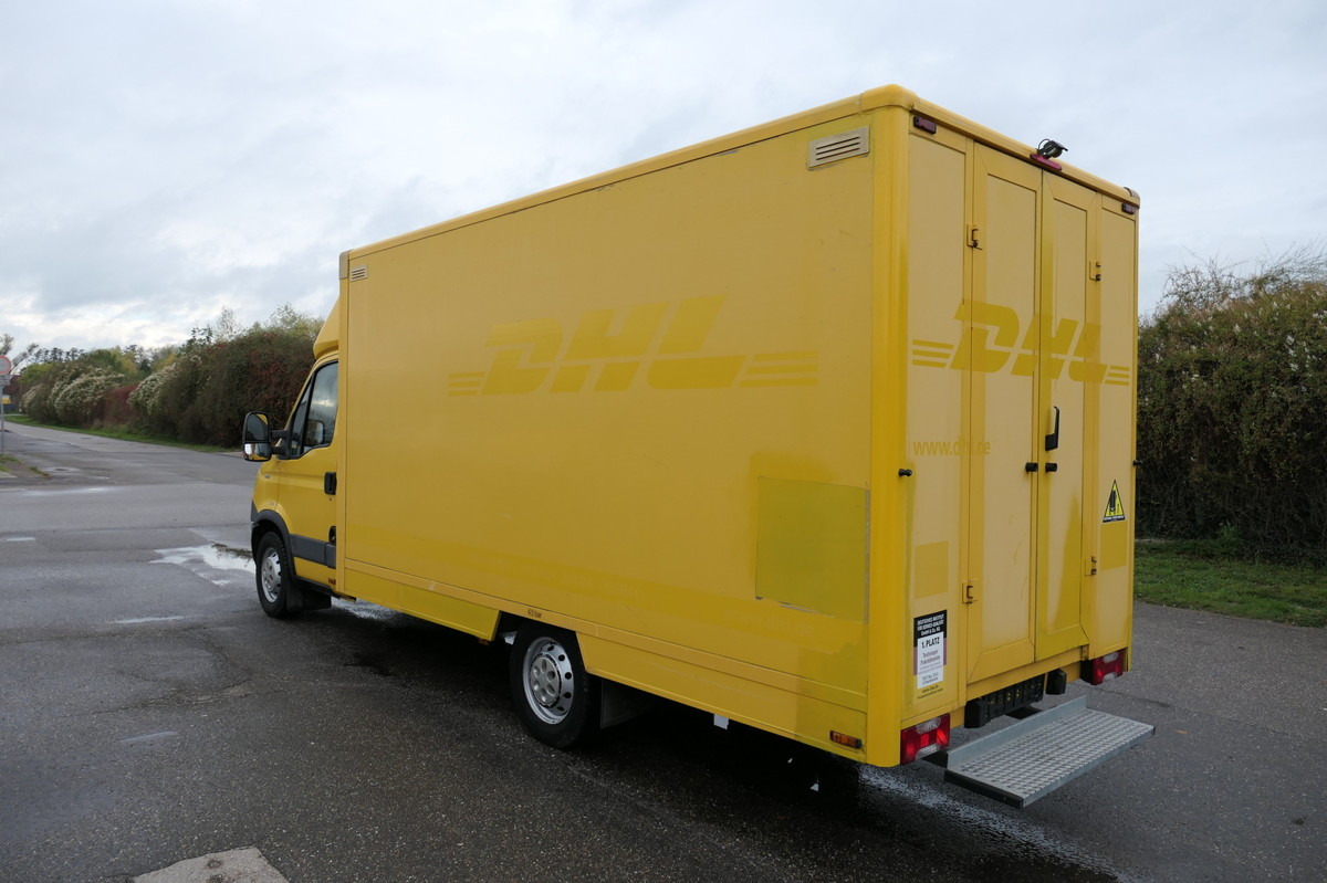 IVECO Daily 35 S11 C30C AUTOMATIK KAMERA MAXI Regale L - Carrinha de contentor: foto 4 IVECO Daily 35 S11 C30C AUTOMATIK KAMERA MAXI Regale L - Carrinha de contentor: foto 4