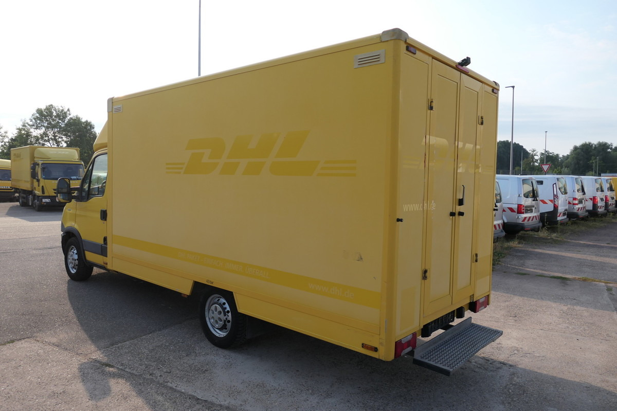 IVECO Daily 35 S11 C30C AUTOMATIK KAMERA Regale LUFT D - Carrinha de contentor: foto 4 IVECO Daily 35 S11 C30C AUTOMATIK KAMERA Regale LUFT D - Carrinha de contentor: foto 4