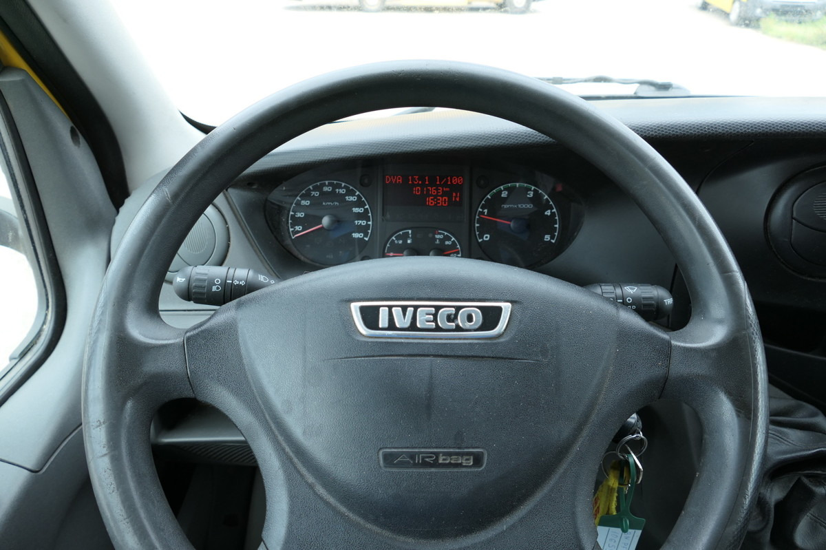 Carrinha de contentor IVECO Daily 35 S11 C30C AUTOMATIK KAMERA Regale LUFT D: foto 11