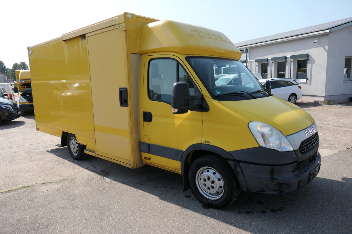 IVECO Daily 35 S11 C30C AUTOMATIK KAMERA Regale LUFT D - Carrinha de contentor: foto 1 IVECO Daily 35 S11 C30C AUTOMATIK KAMERA Regale LUFT D - Carrinha de contentor: foto 1