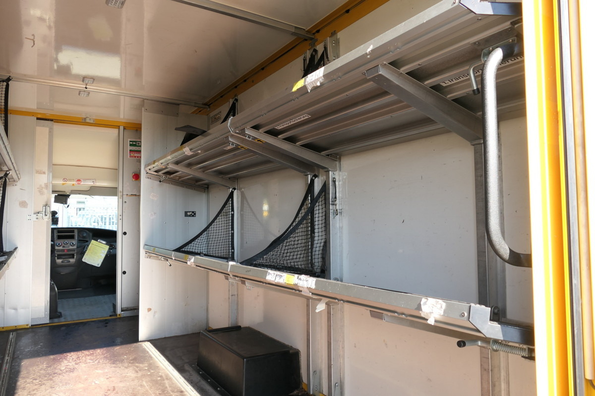 IVECO Daily 35 S11 C30C AUTOMATIK KAMERA Regale LUFT D - Carrinha de contentor: foto 5 IVECO Daily 35 S11 C30C AUTOMATIK KAMERA Regale LUFT D - Carrinha de contentor: foto 5