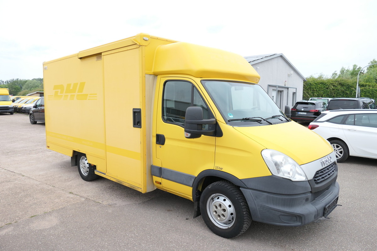 IVECO Daily 35 S11 C30C AUTOMATIK KAMERA Regale LUFT D - Carrinha de contentor: foto 2 IVECO Daily 35 S11 C30C AUTOMATIK KAMERA Regale LUFT D - Carrinha de contentor: foto 2