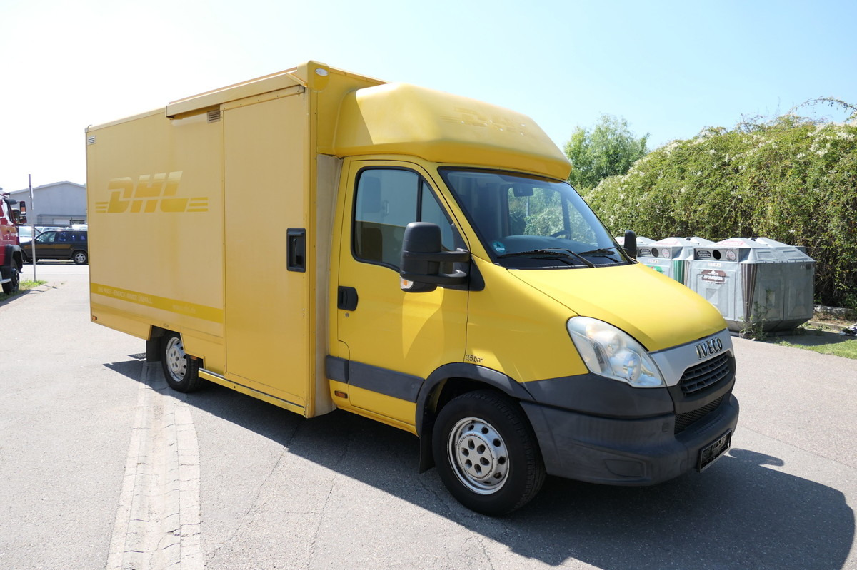 IVECO Daily 35 S11 C30C AUTOMATIK KAMERA Regale LUFT D - Carrinha de contentor: foto 2 IVECO Daily 35 S11 C30C AUTOMATIK KAMERA Regale LUFT D - Carrinha de contentor: foto 2