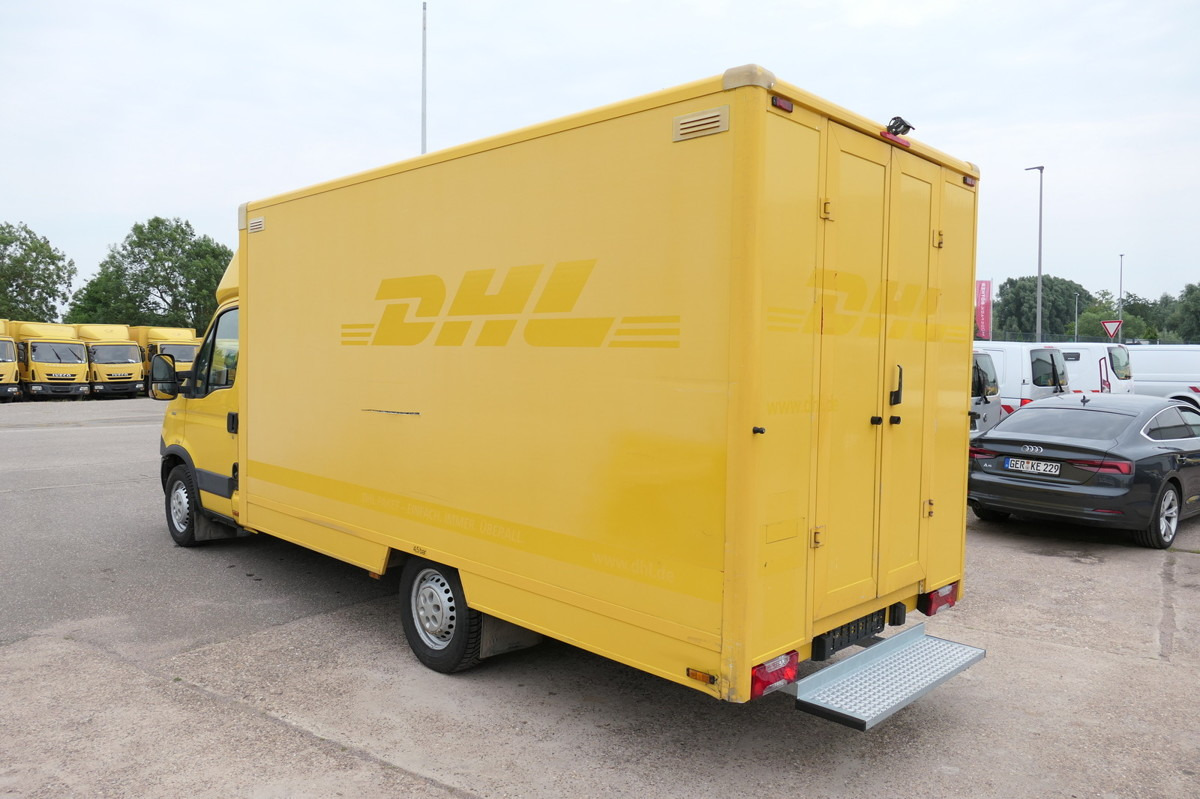IVECO Daily 35 S11 C30C AUTOMATIK KAMERA Regale LUFT D - Carrinha de contentor: foto 4 IVECO Daily 35 S11 C30C AUTOMATIK KAMERA Regale LUFT D - Carrinha de contentor: foto 4