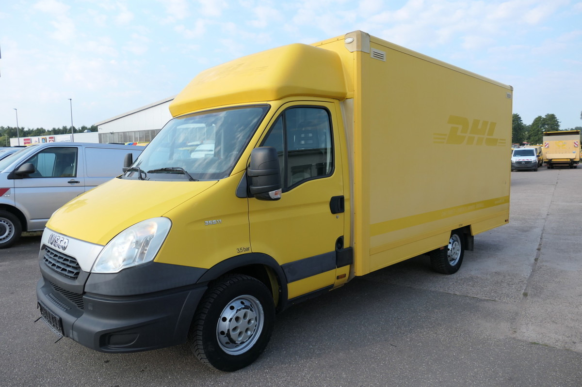 IVECO Daily 35 S11 C30C AUTOMATIK KAMERA Regale LUFT D - Carrinha de contentor: foto 1 IVECO Daily 35 S11 C30C AUTOMATIK KAMERA Regale LUFT D - Carrinha de contentor: foto 1