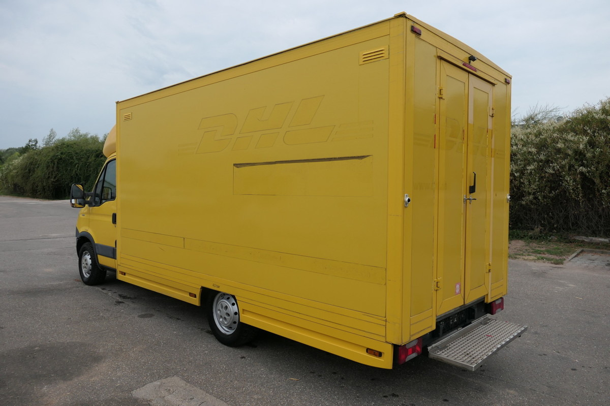 IVECO Daily 35 S11 C30C AUTOMATIK KAMERA Regale LUFT D - Carrinha de contentor: foto 4 IVECO Daily 35 S11 C30C AUTOMATIK KAMERA Regale LUFT D - Carrinha de contentor: foto 4
