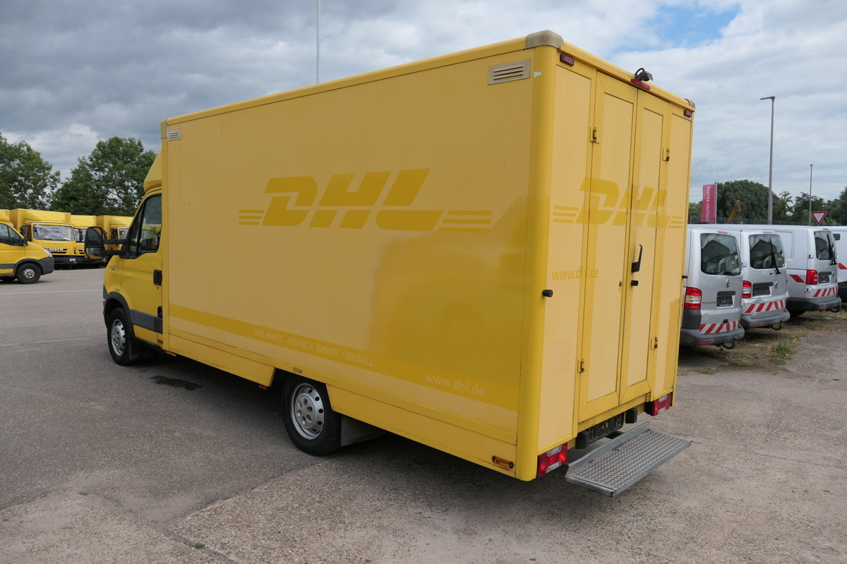 IVECO Daily 35 S11 C30C AUTOMATIK KAMERA Regale LUFT D - Carrinha de contentor: foto 4 IVECO Daily 35 S11 C30C AUTOMATIK KAMERA Regale LUFT D - Carrinha de contentor: foto 4
