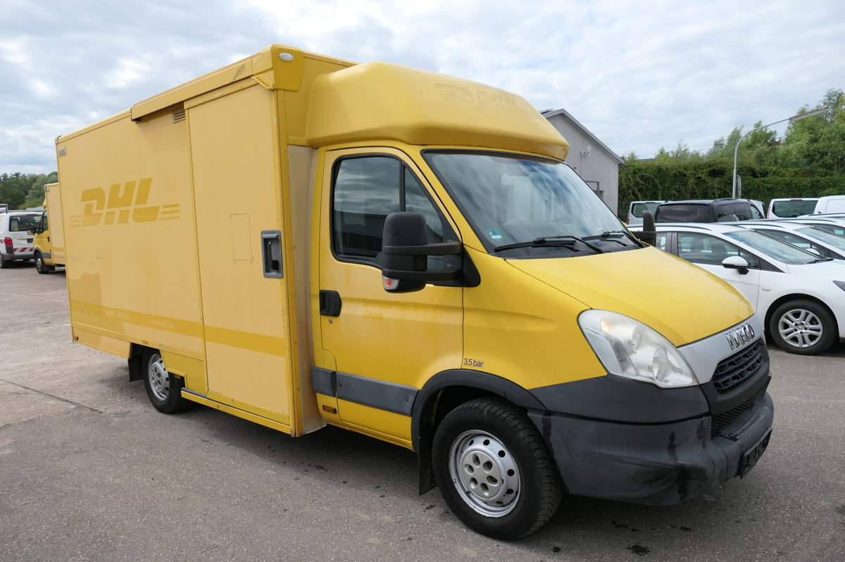 IVECO Daily 35 S11 C30C AUTOMATIK KAMERA Regale LUFT D - Carrinha de contentor: foto 2 IVECO Daily 35 S11 C30C AUTOMATIK KAMERA Regale LUFT D - Carrinha de contentor: foto 2