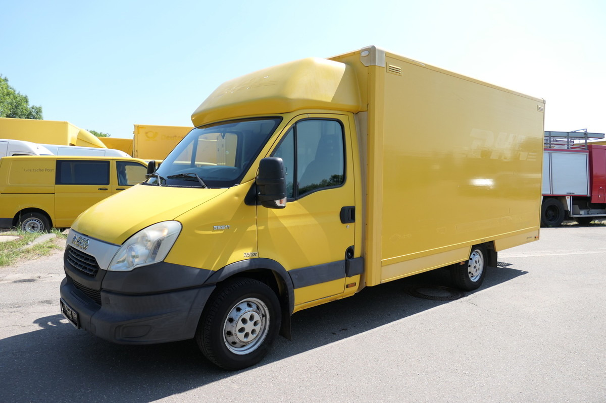 IVECO Daily 35 S11 C30C AUTOMATIK KAMERA Regale LUFT D - Carrinha de contentor: foto 1 IVECO Daily 35 S11 C30C AUTOMATIK KAMERA Regale LUFT D - Carrinha de contentor: foto 1