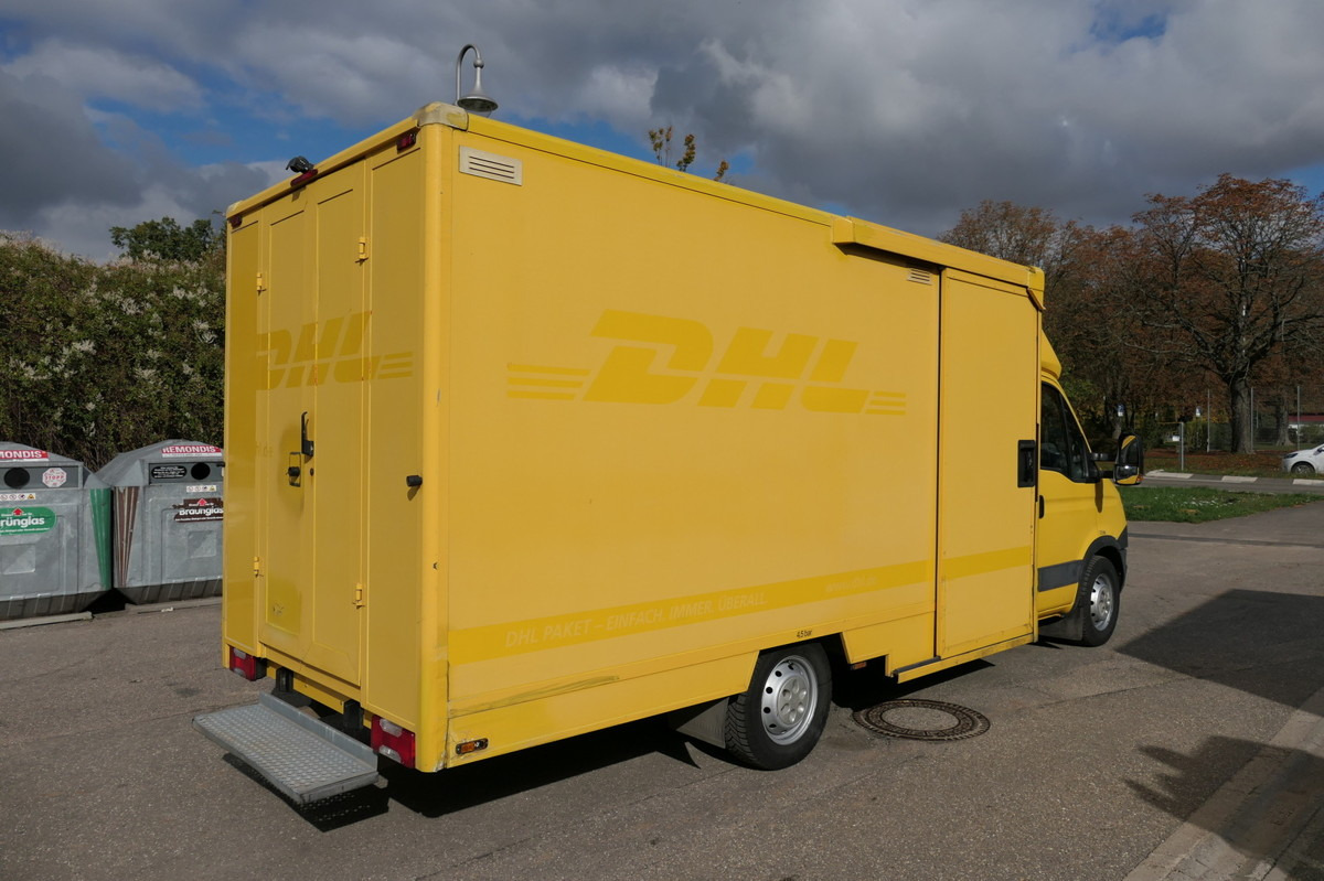 IVECO Daily 35 S11 C30C AUTOMATIK KAMERA Regale LUFT D - Carrinha de contentor: foto 3 IVECO Daily 35 S11 C30C AUTOMATIK KAMERA Regale LUFT D - Carrinha de contentor: foto 3