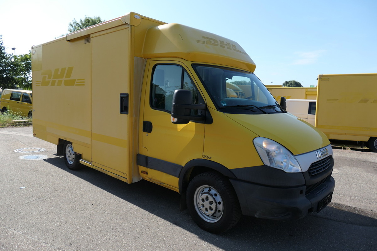 IVECO Daily 35 S11 C30C AUTOMATIK KAMERA Regale LUFT D - Carrinha de contentor: foto 2 IVECO Daily 35 S11 C30C AUTOMATIK KAMERA Regale LUFT D - Carrinha de contentor: foto 2