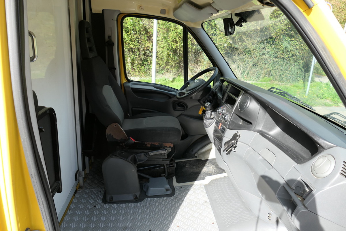 IVECO Daily 35 S11 C30C AUTOMATIK KAMERA Regale LUFT D - Carrinha de contentor: foto 5 IVECO Daily 35 S11 C30C AUTOMATIK KAMERA Regale LUFT D - Carrinha de contentor: foto 5