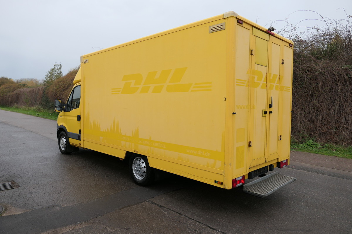 IVECO Daily 35 S11 C30C AUTOMATIK KAMERA Regale LUFT D - Carrinha de contentor: foto 4 IVECO Daily 35 S11 C30C AUTOMATIK KAMERA Regale LUFT D - Carrinha de contentor: foto 4