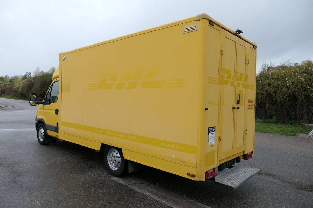 IVECO Daily 35 S11 C30C AUTOMATIK KAMERA Regale LUFT D - Carrinha de contentor: foto 4 IVECO Daily 35 S11 C30C AUTOMATIK KAMERA Regale LUFT D - Carrinha de contentor: foto 4