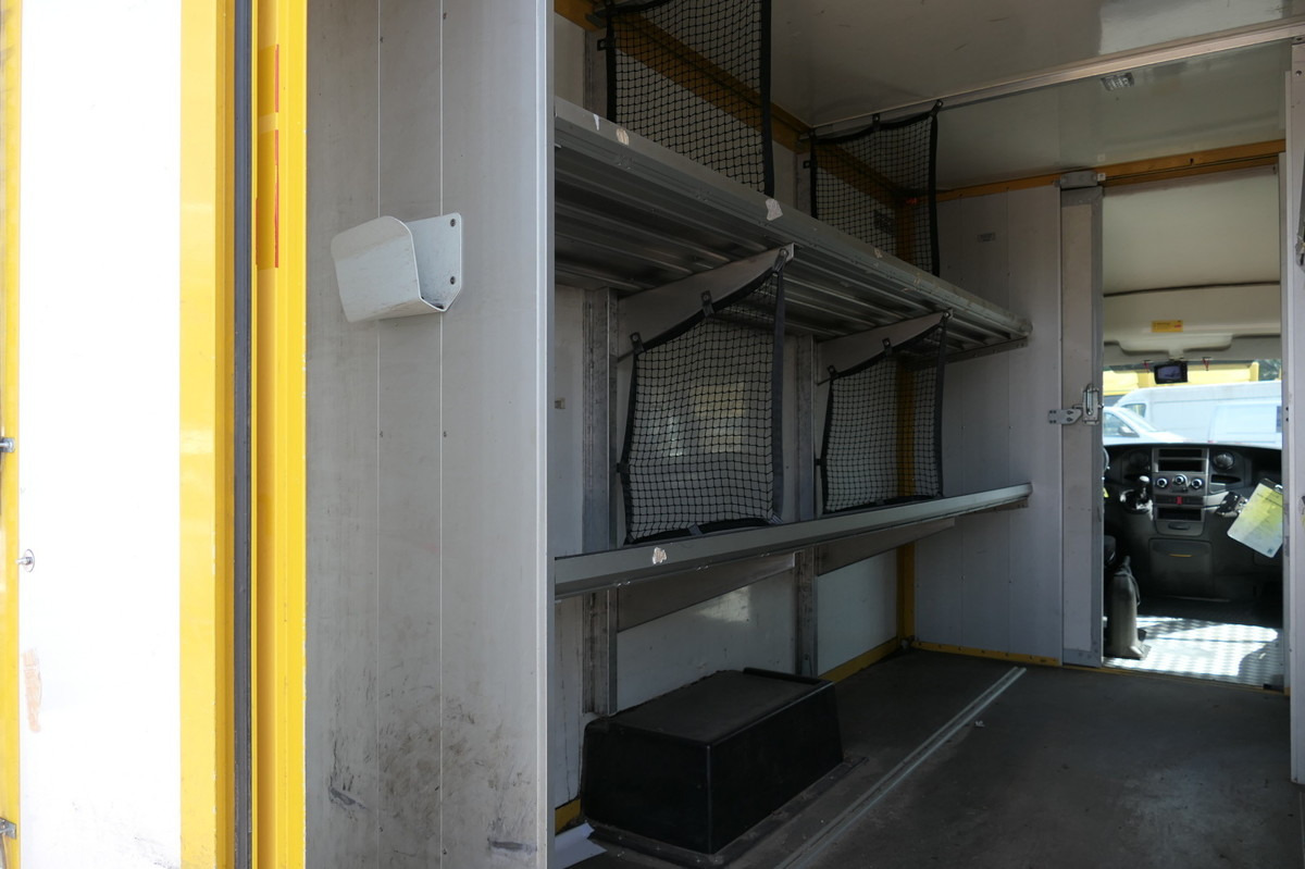 IVECO Daily 35 S11 C30C KURZ AUTOMATIK KAMERA Regale L - Carrinha de contentor: foto 5 IVECO Daily 35 S11 C30C KURZ AUTOMATIK KAMERA Regale L - Carrinha de contentor: foto 5