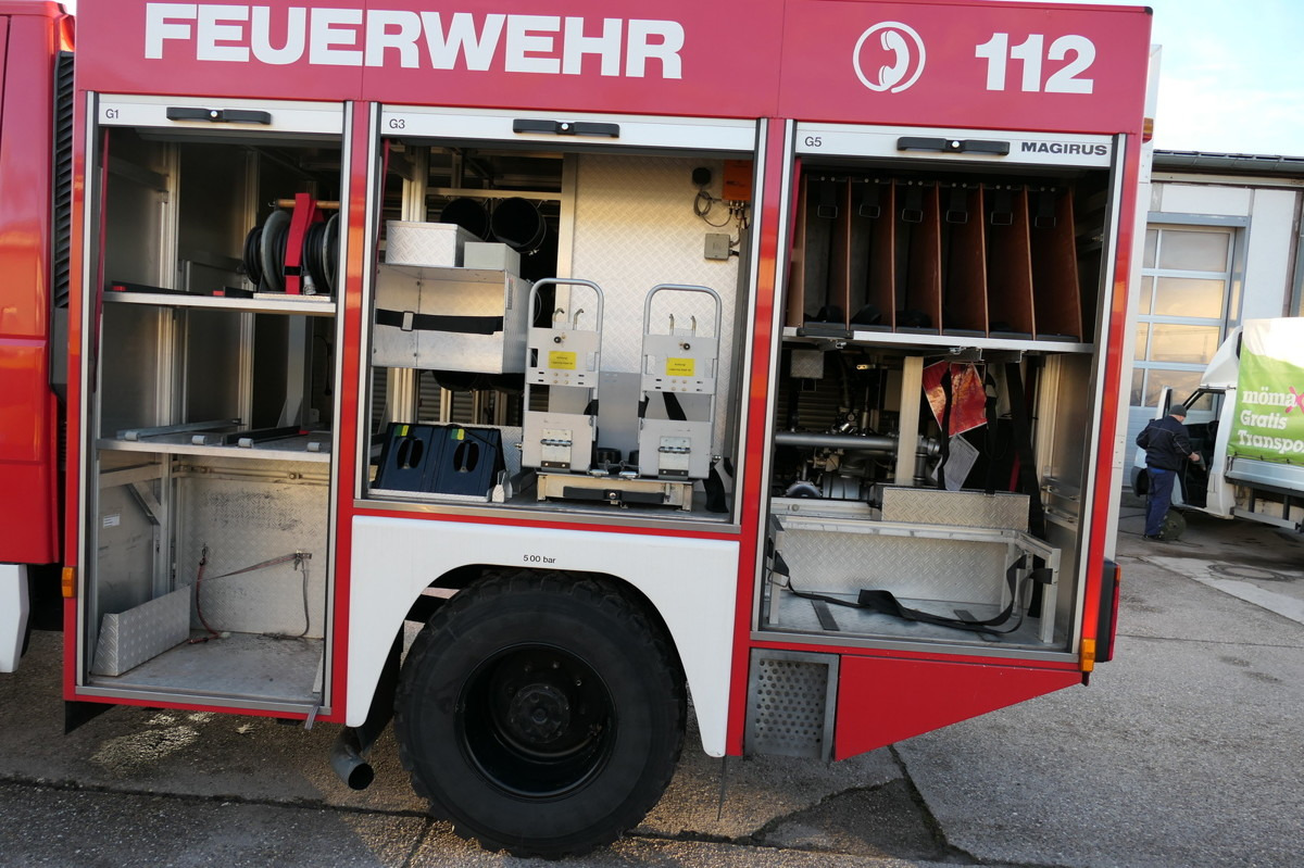 IVECO FF 95 E LF 8 DoKa AHK 4X4 SFZ FEUERWEHR Einzelbe - Carro de bombeiro: foto 5 IVECO FF 95 E LF 8 DoKa AHK 4X4 SFZ FEUERWEHR Einzelbe - Carro de bombeiro: foto 5