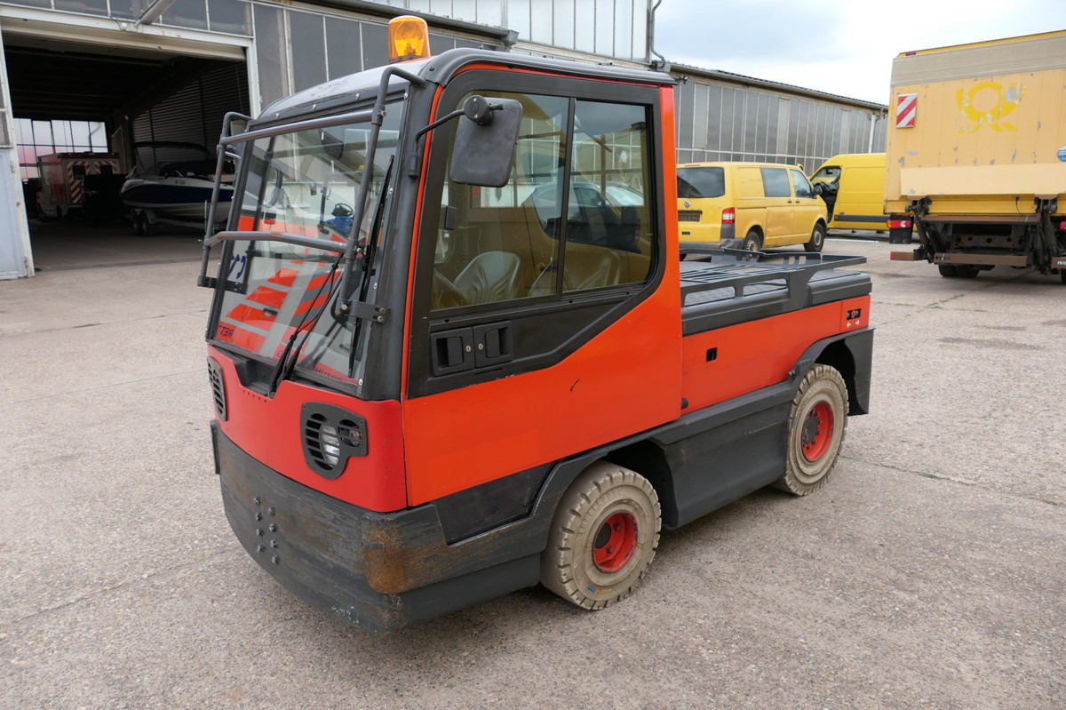 LINDE P250 Schlepper AHK Batterie 10/2022 Schiebetüren - Trator elétrics: foto 1 LINDE P250 Schlepper AHK Batterie 10/2022 Schiebetüren - Trator elétrics: foto 1