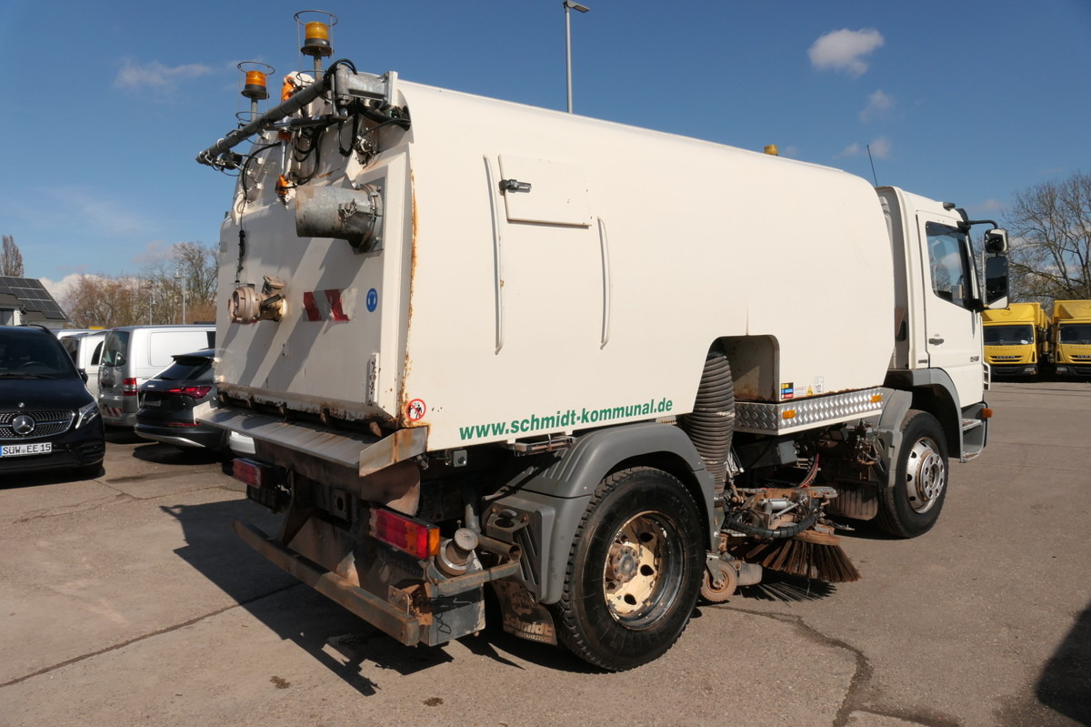 MERCEDES-BENZ Atego 1518 LKO 4x2 - Varredora urbana: foto 5 MERCEDES-BENZ Atego 1518 LKO 4x2 - Varredora urbana: foto 5