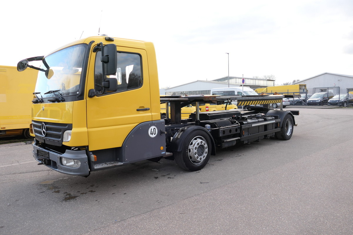 MERCEDES-BENZ KAMAG WBH 25 Wiesel Terberg Umsetzfahrz. Sattelk - Camião transportador de contêineres/ Caixa móvel: foto 2 MERCEDES-BENZ KAMAG WBH 25 Wiesel Terberg Umsetzfahrz. Sattelk - Camião transportador de contêineres/ Caixa móvel: foto 2