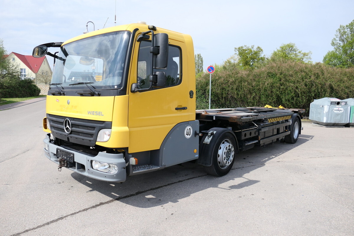 MERCEDES-BENZ KAMAG WBH 25 Wiesel Terberg Umsetzfahrz. Sattelk - Camião transportador de contêineres/ Caixa móvel: foto 1 MERCEDES-BENZ KAMAG WBH 25 Wiesel Terberg Umsetzfahrz. Sattelk - Camião transportador de contêineres/ Caixa móvel: foto 1