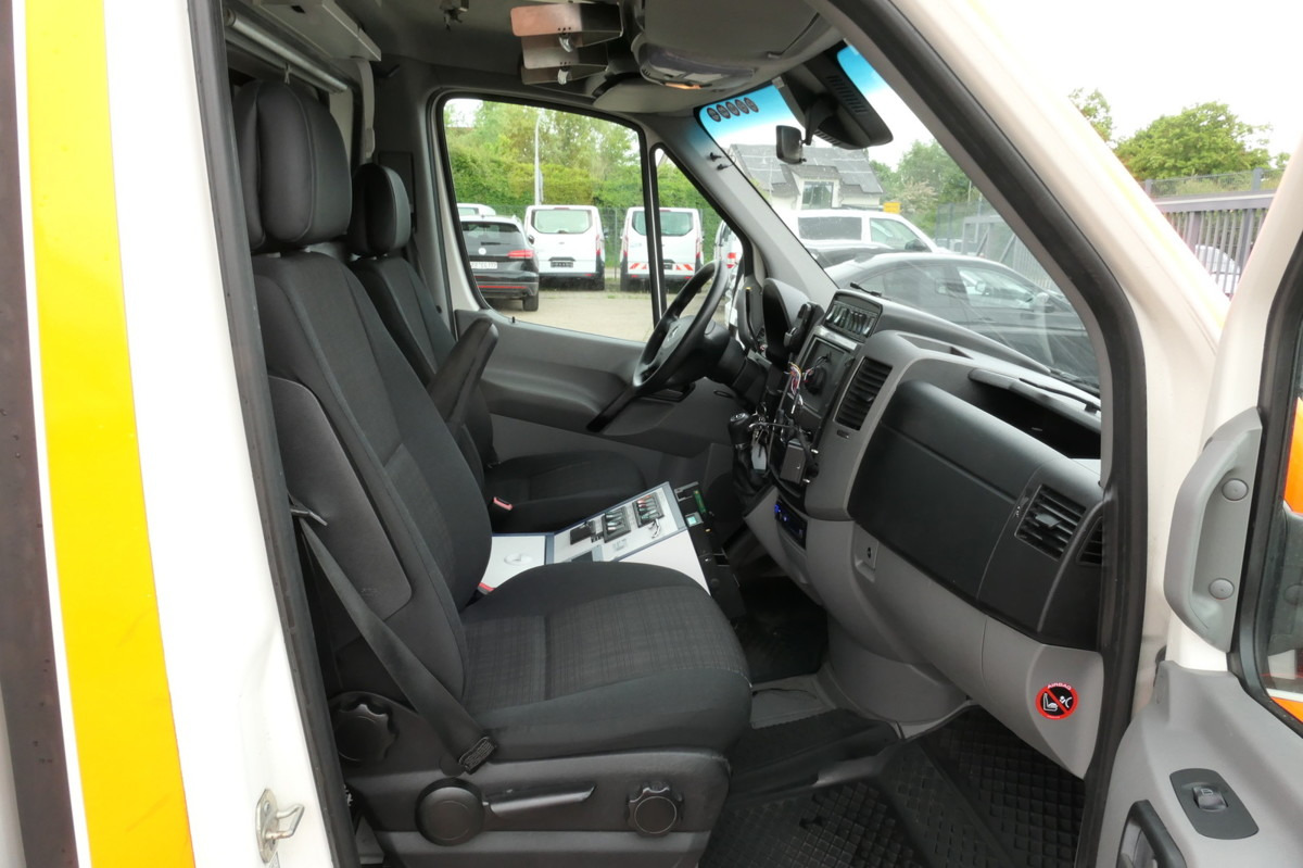 MERCEDES-BENZ Sprinter 519 CDI Klima Krankenwagen - Ambulância: foto 5 MERCEDES-BENZ Sprinter 519 CDI Klima Krankenwagen - Ambulância: foto 5