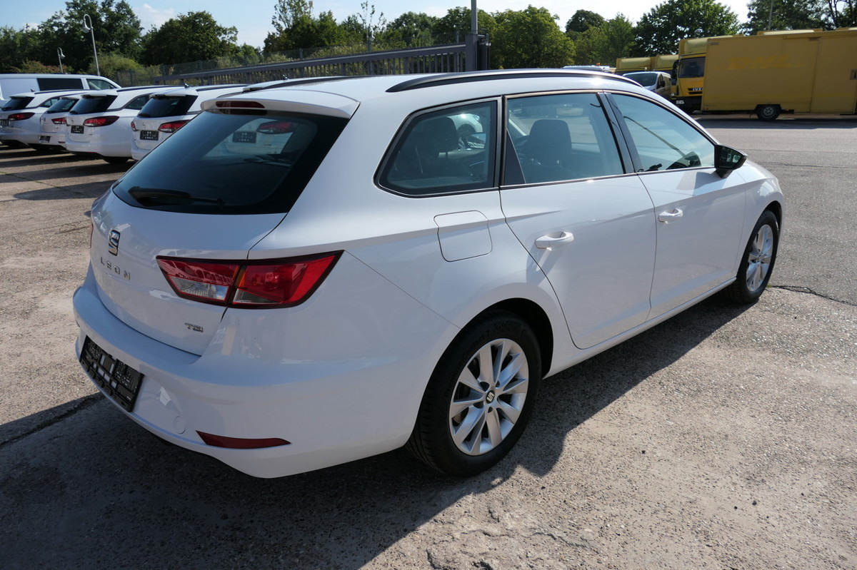 SEAT Leon ST 1.5 TGI Bivalent Benzin/CNG KLIMA - Automóvel: foto 3 SEAT Leon ST 1.5 TGI Bivalent Benzin/CNG KLIMA - Automóvel: foto 3