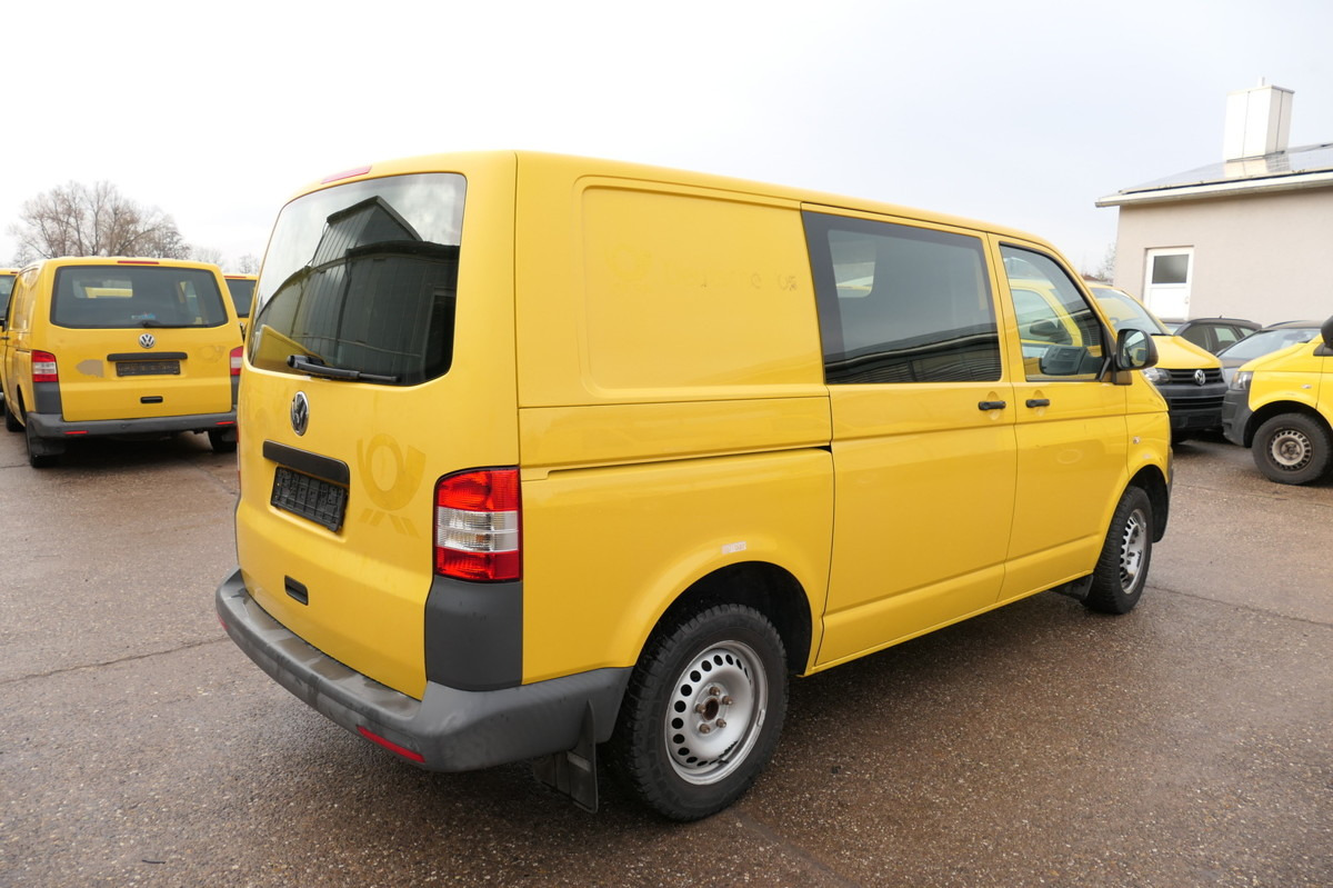 VW T5 Transporter 2.0 TDI 2xSCHIEBETÜR PARKTRONIK E - Furgão compacto: foto 4 VW T5 Transporter 2.0 TDI 2xSCHIEBETÜR PARKTRONIK E - Furgão compacto: foto 4