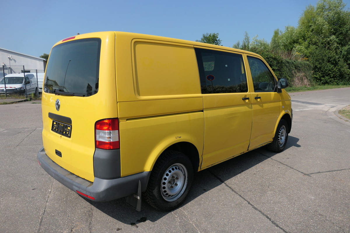 VW T5 Transporter 2.0 TDI 2xSCHIEBETÜR PARKTRONIK E - Furgão compacto: foto 3 VW T5 Transporter 2.0 TDI 2xSCHIEBETÜR PARKTRONIK E - Furgão compacto: foto 3