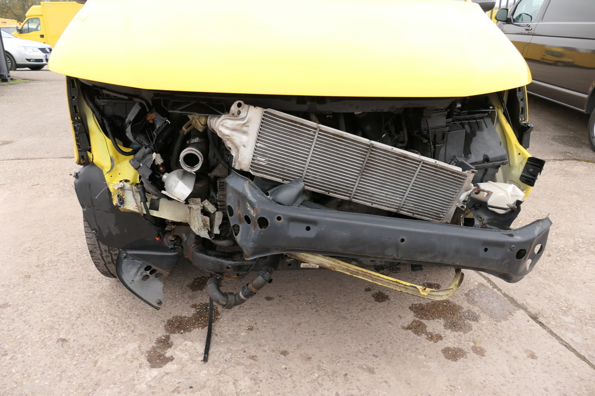 VW T5 Transporter 2.0 TDI COC - Furgão compacto: foto 5 VW T5 Transporter 2.0 TDI COC - Furgão compacto: foto 5