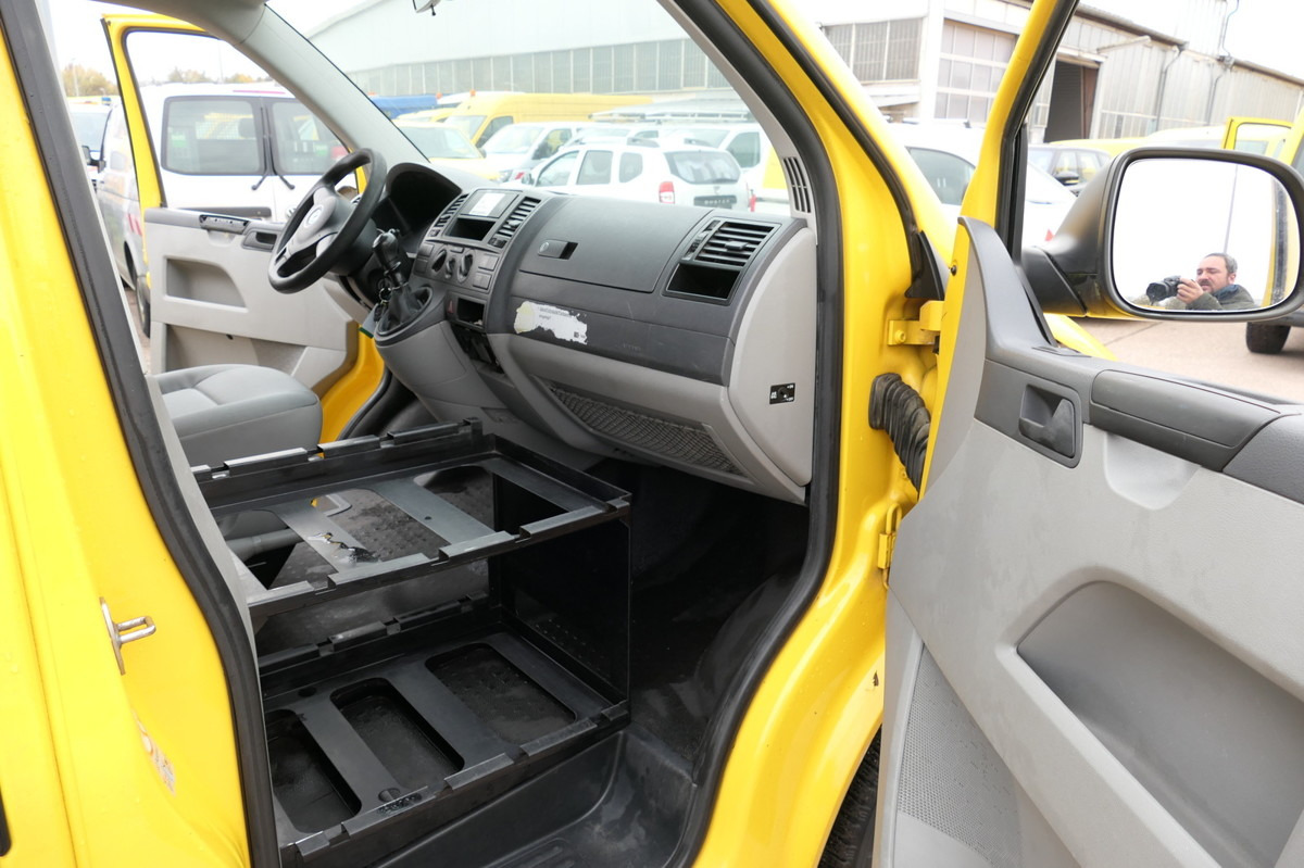 Furgão compacto VW T5 Transporter 2.0 TDI COC: foto 11 Furgão compacto VW T5 Transporter 2.0 TDI COC: foto 11