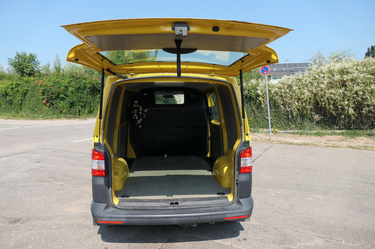 VW T5 Transporter 2.0 TDI EURO-5 CoC 2xSCHIEBETÜR P - Furgão compacto: foto 5 VW T5 Transporter 2.0 TDI EURO-5 CoC 2xSCHIEBETÜR P - Furgão compacto: foto 5