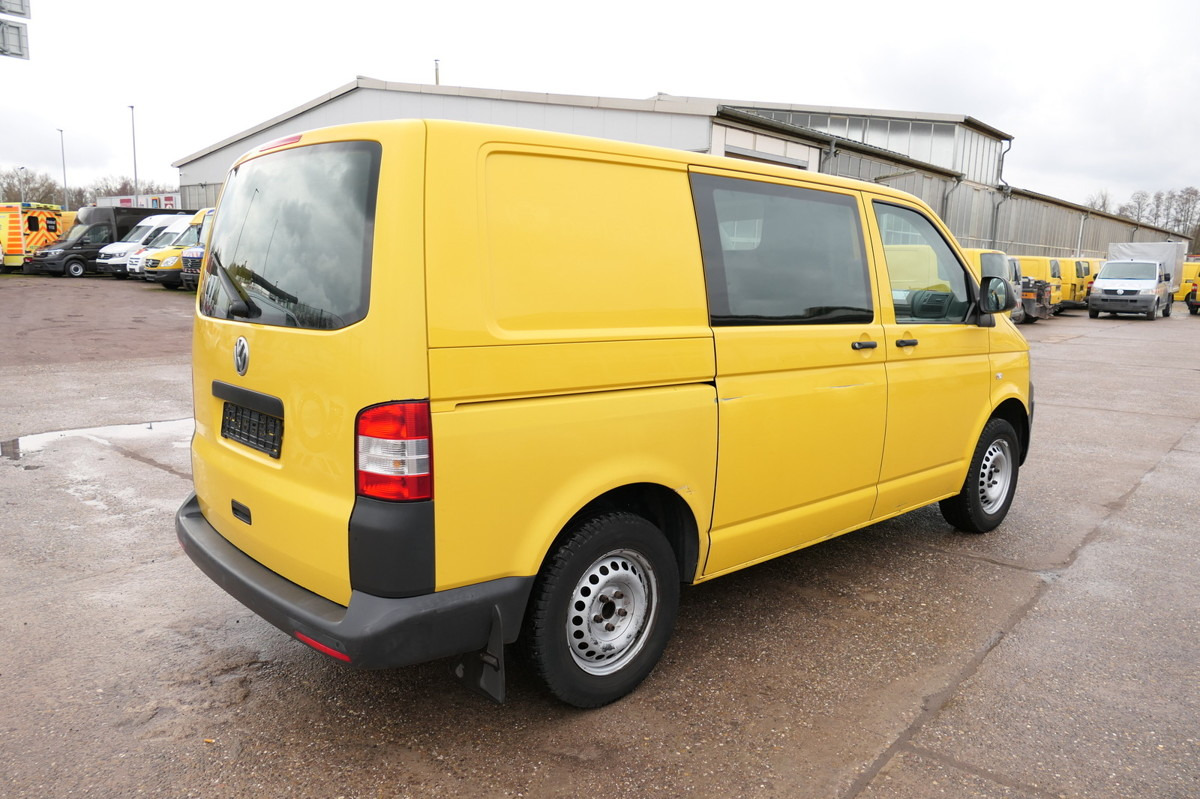 VW T5 Transporter 2.0 TDI EURO-5 CoC PARKTRONIK - Furgão compacto: foto 4 VW T5 Transporter 2.0 TDI EURO-5 CoC PARKTRONIK - Furgão compacto: foto 4