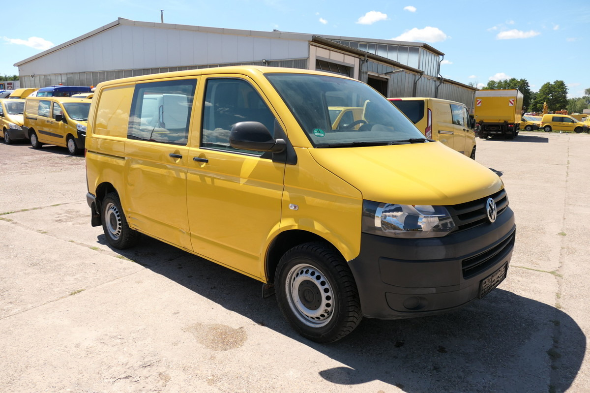 VW T5 Transporter 2.0 TDI EURO-5 CoC PARKTRONIK - Furgão compacto: foto 3 VW T5 Transporter 2.0 TDI EURO-5 CoC PARKTRONIK - Furgão compacto: foto 3