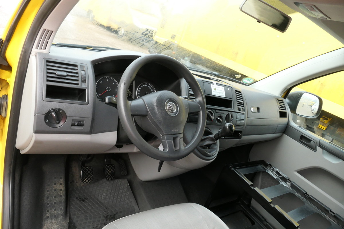 Furgão compacto VW T5 Transporter 2.0 TDI EURO-5 PARKTRONIK CoC: foto 9 Furgão compacto VW T5 Transporter 2.0 TDI EURO-5 PARKTRONIK CoC: foto 9