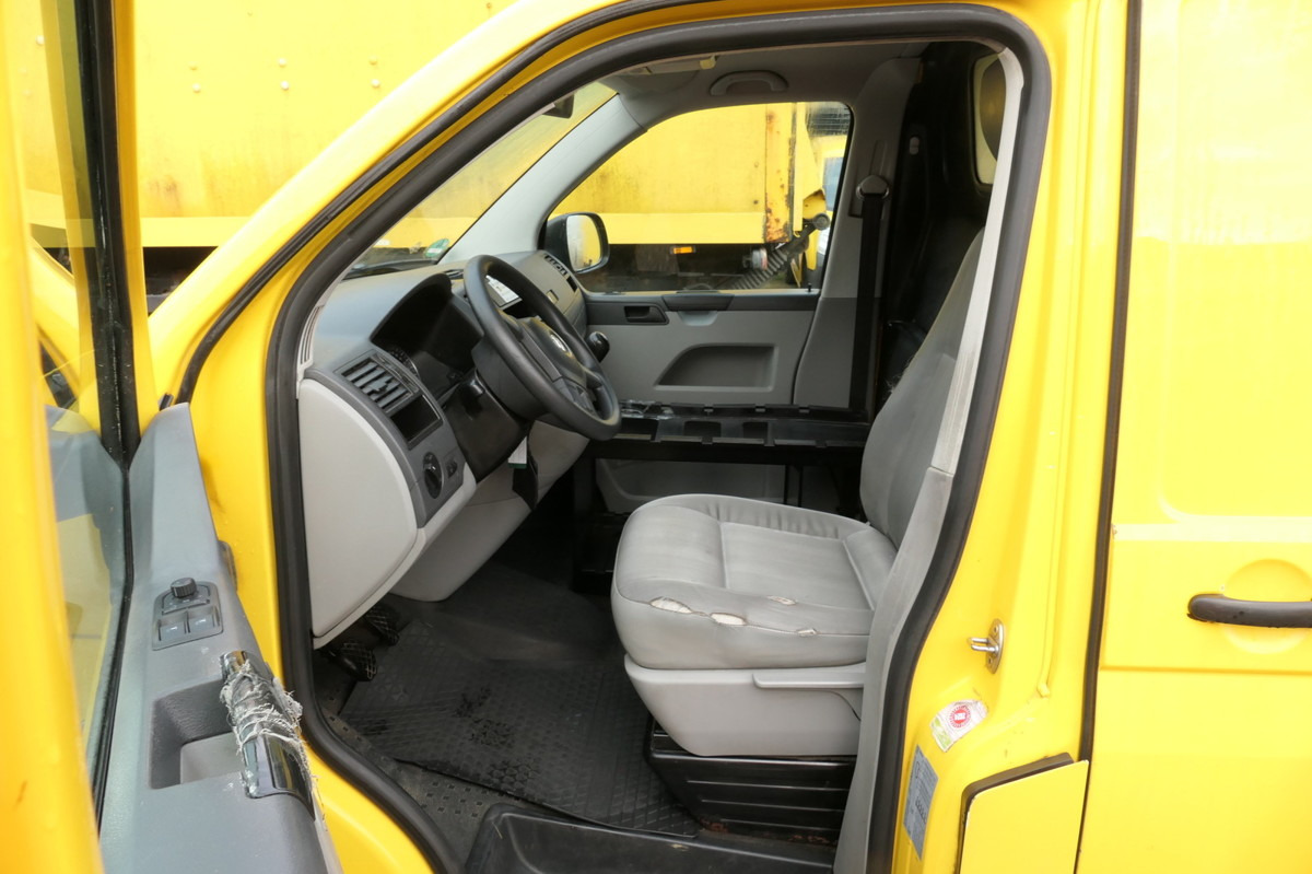 Furgão compacto VW T5 Transporter 2.0 TDI EURO-5 PARKTRONIK CoC: foto 8 Furgão compacto VW T5 Transporter 2.0 TDI EURO-5 PARKTRONIK CoC: foto 8
