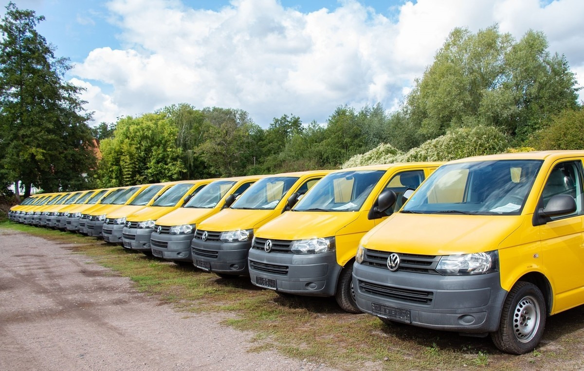 VW T5 Transporter 2.0 TDI PARKTRONIK EURO-5 2xSCHIE - Furgão compacto: foto 1 VW T5 Transporter 2.0 TDI PARKTRONIK EURO-5 2xSCHIE - Furgão compacto: foto 1