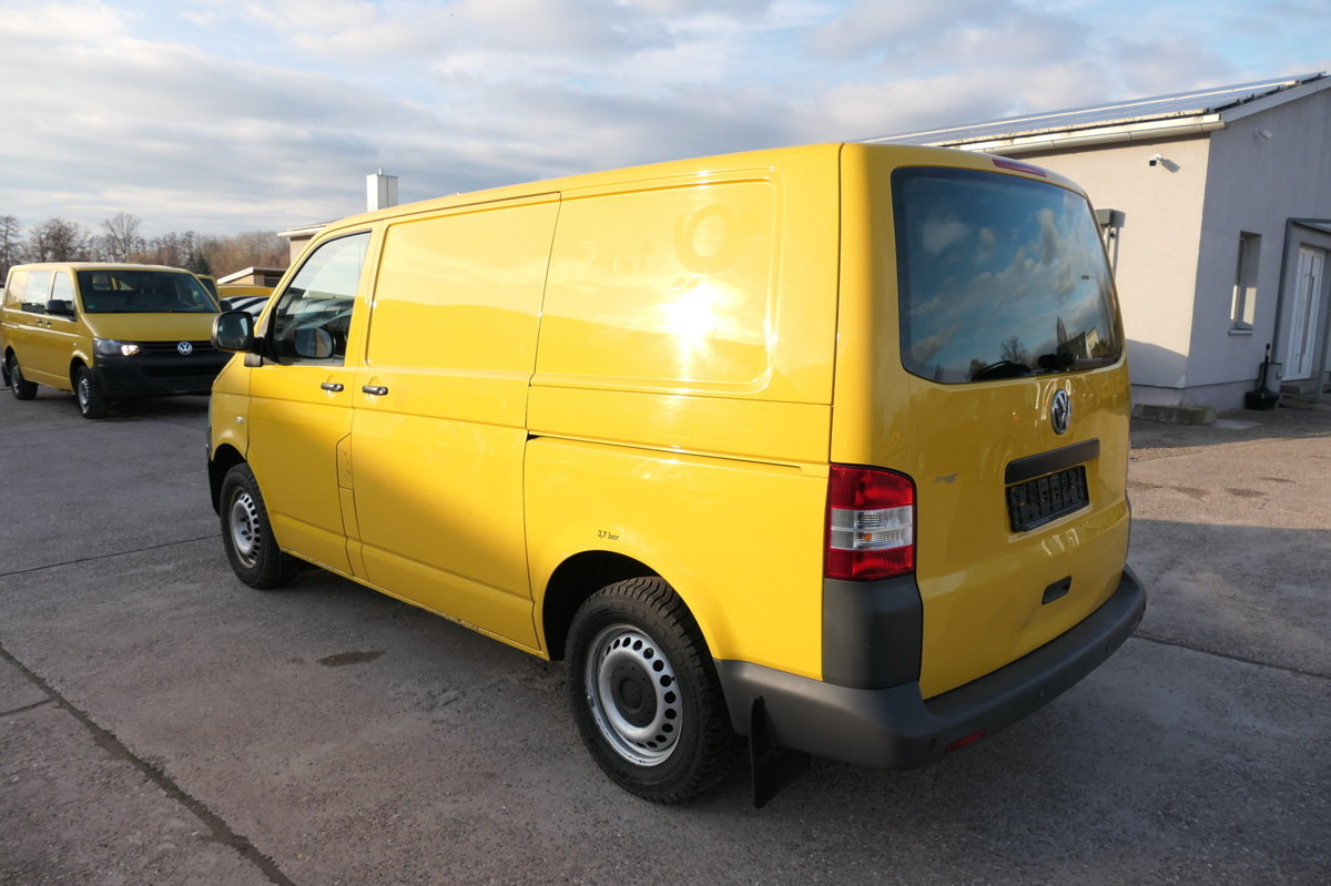 VW T5 Transporter 2.0 TDI PARKTRONIK EURO-5 2xSCHIE - Furgão compacto: foto 4 VW T5 Transporter 2.0 TDI PARKTRONIK EURO-5 2xSCHIE - Furgão compacto: foto 4