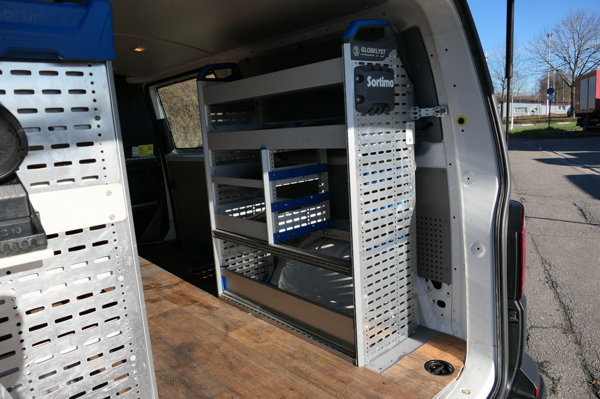 VW T6 Transporter 2.0 TDI lang 4Motion 3Sitzer AHK - Furgão compacto: foto 1 VW T6 Transporter 2.0 TDI lang 4Motion 3Sitzer AHK - Furgão compacto: foto 1