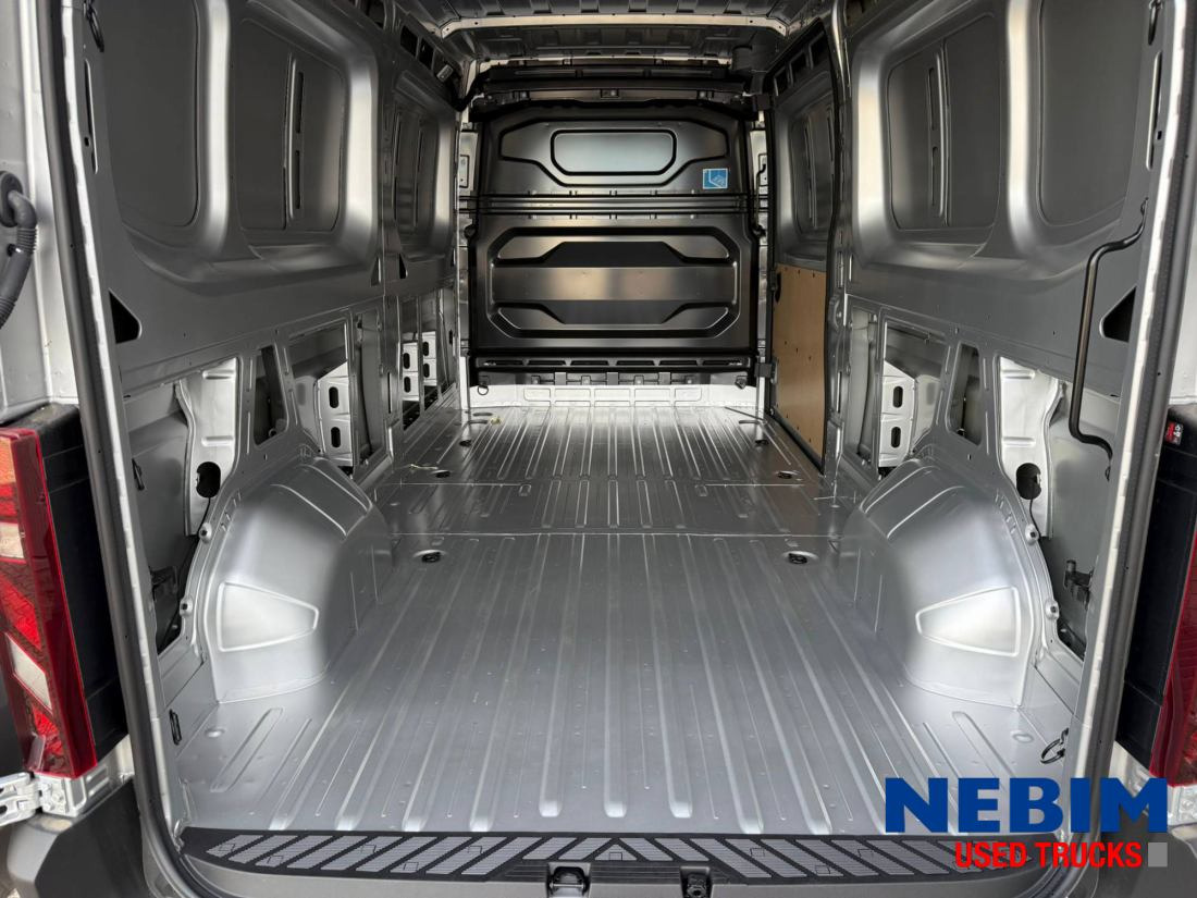 Furgão novo Renault Master L3H2 150HP, Special Offer: foto 16