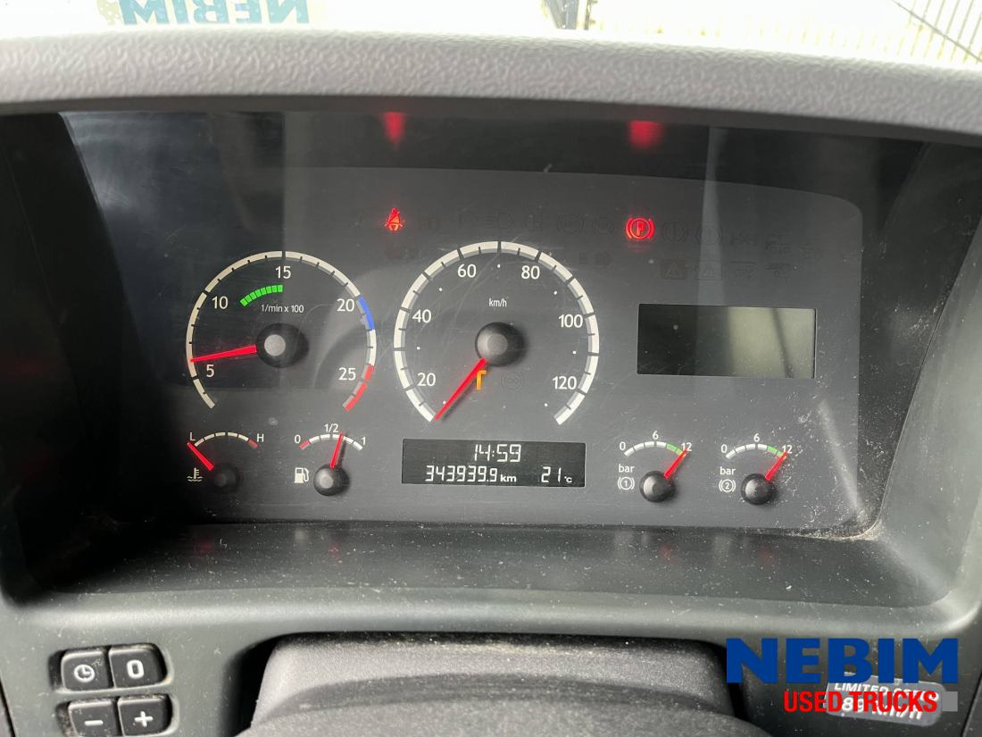 Scania P270 343.938km - 3 front seats - Camião furgão: foto 5 Scania P270 343.938km - 3 front seats - Camião furgão: foto 5