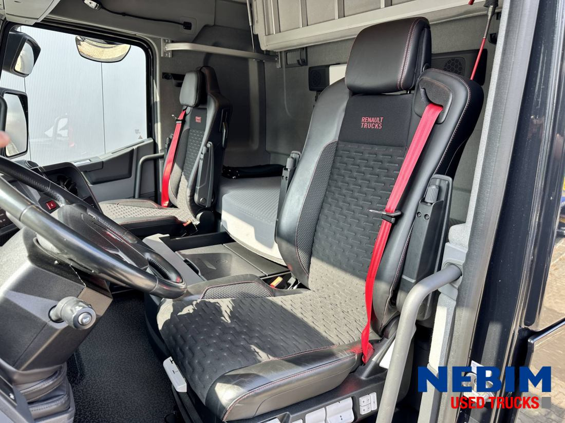 Renault T HIGH 520 4x2 - NEW Tacho - TOP Condition - Tractor: foto 3 Renault T HIGH 520 4x2 - NEW Tacho - TOP Condition - Tractor: foto 3