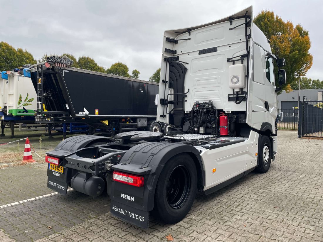 Renault T HIGH 520 4x2 new tacho - Parking Airco - Tractor: foto 2 Renault T HIGH 520 4x2 new tacho - Parking Airco - Tractor: foto 2