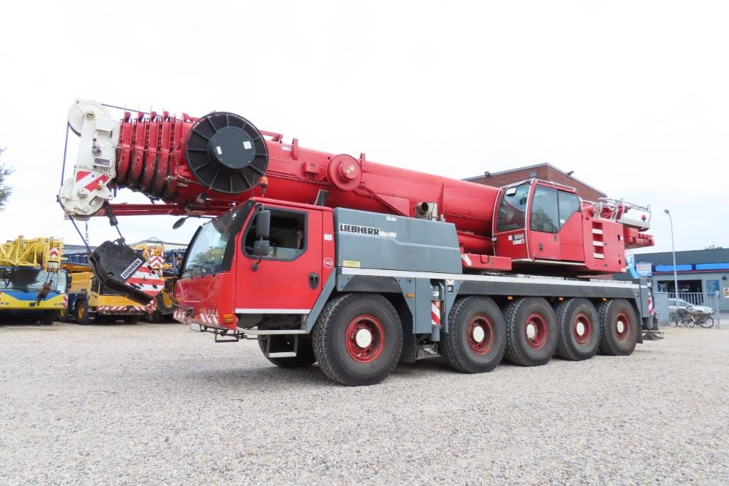 Liebherr LTM 1100-5.2 - Grua todo o terreno: foto 1 Liebherr LTM 1100-5.2 - Grua todo o terreno: foto 1