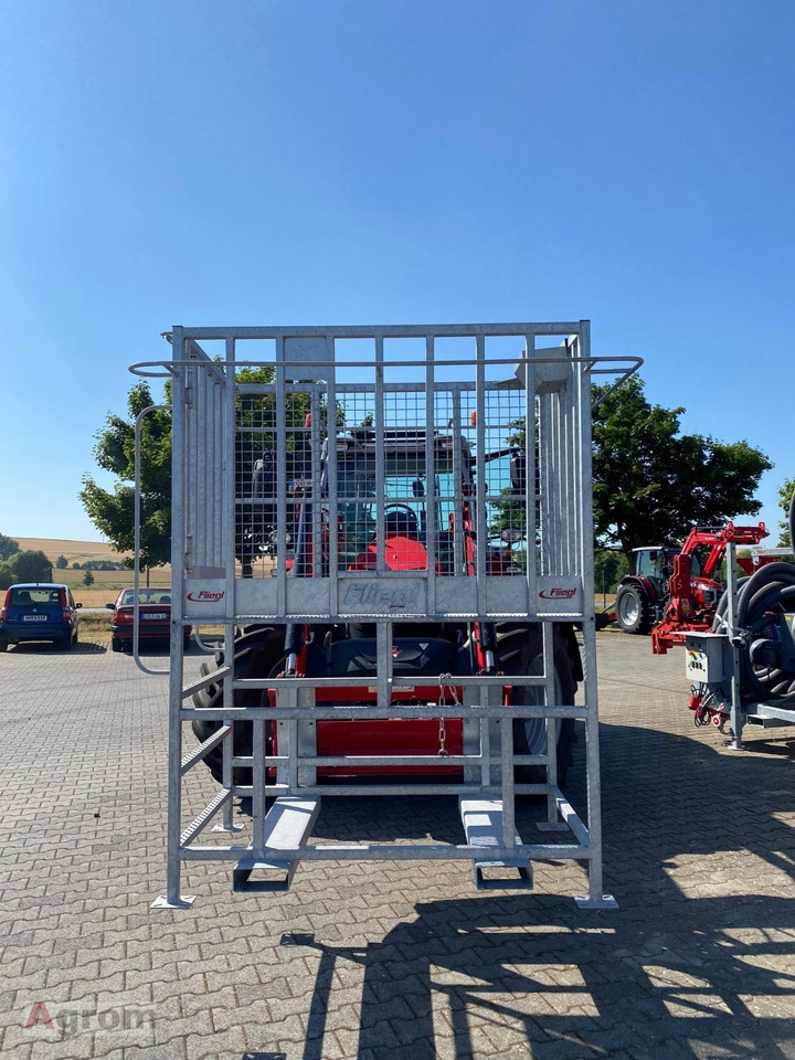 Fliegl Arbeitsbühne - Equipamento: foto 2 Fliegl Arbeitsbühne - Equipamento: foto 2