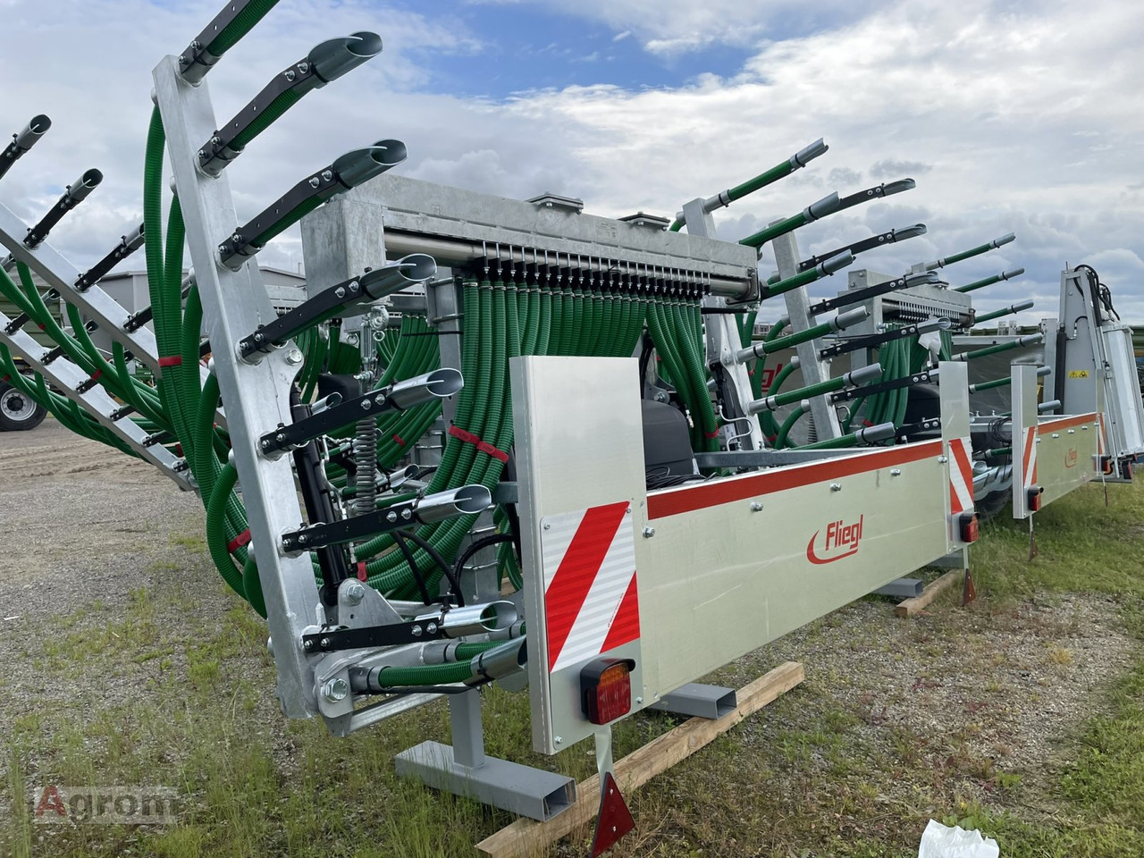 Fliegl Schleppschuhverteiler Compact 6,0 m - Injector do estrume: foto 4 Fliegl Schleppschuhverteiler Compact 6,0 m - Injector do estrume: foto 4