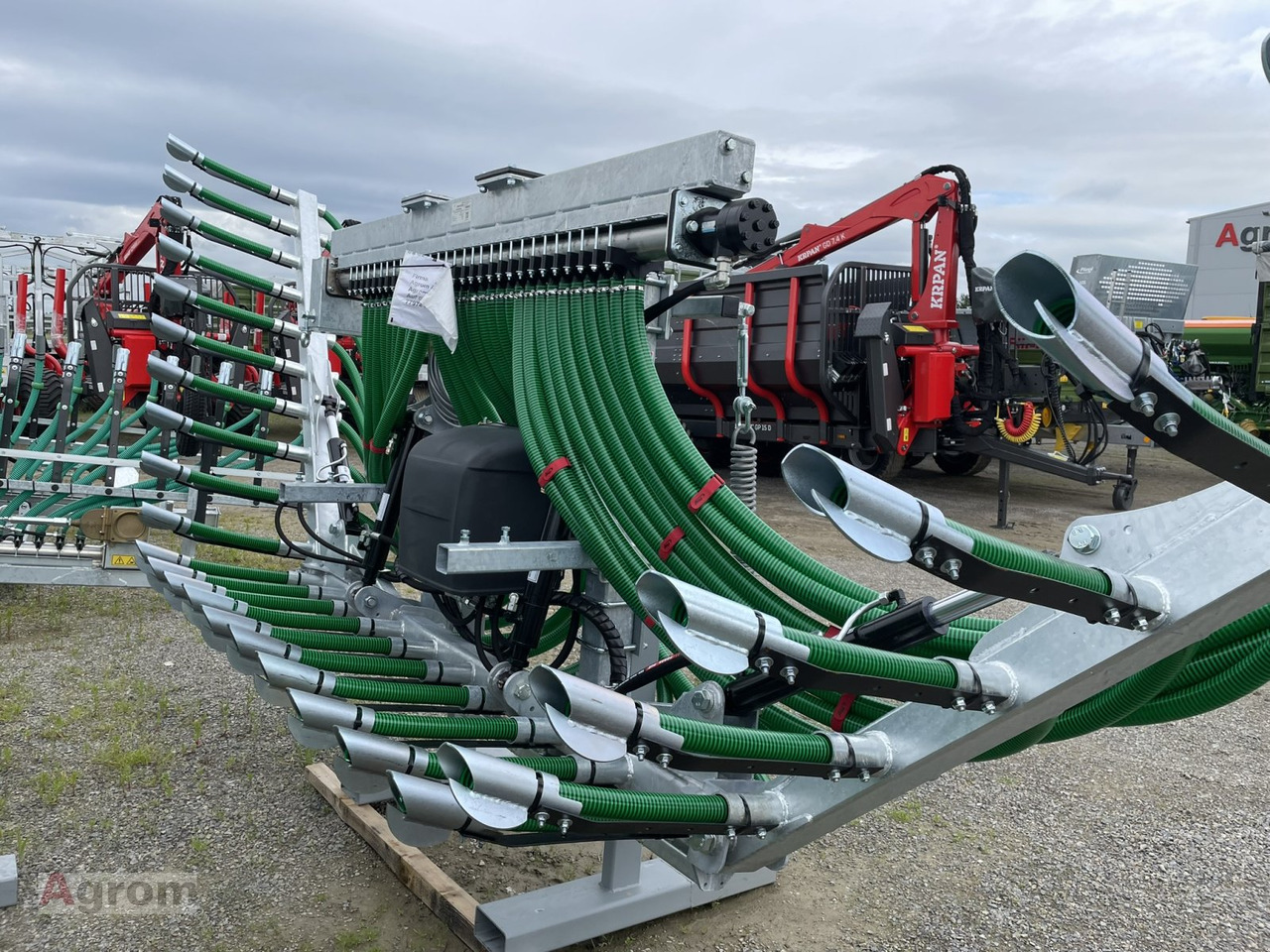 Fliegl Schleppschuhverteiler Compact 7,5 m - Injector do estrume: foto 5 Fliegl Schleppschuhverteiler Compact 7,5 m - Injector do estrume: foto 5