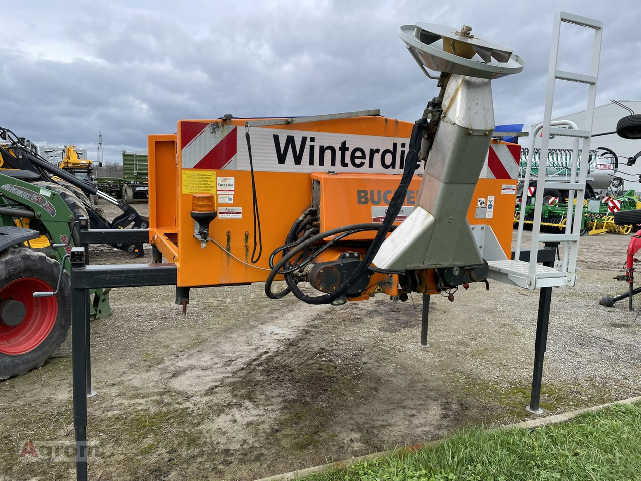 Gmeiner YETI TRAC 2000W - Espalhador de areia/ Sal: foto 1 Gmeiner YETI TRAC 2000W - Espalhador de areia/ Sal: foto 1