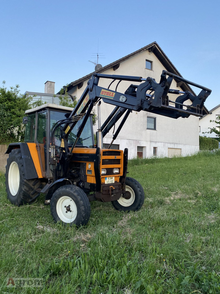 Trator Renault 651: foto 1
